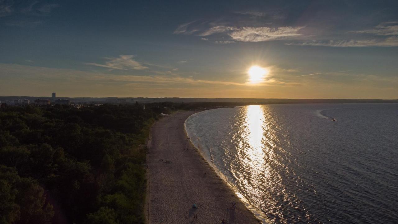 Beach '36 - Nadmorze Gdańsk Exteriör bild